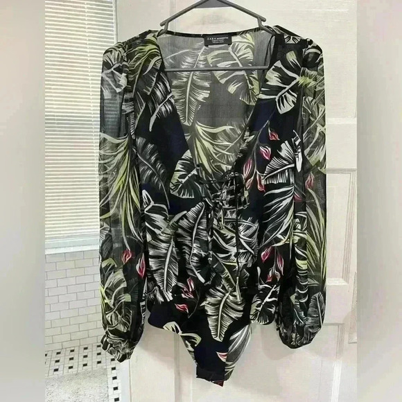 Zara Tropical print sheer body suit tie feature in the front size small - Picture 1 of 13